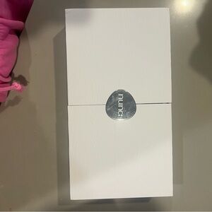 Nuna Emotion Tracking Necklace